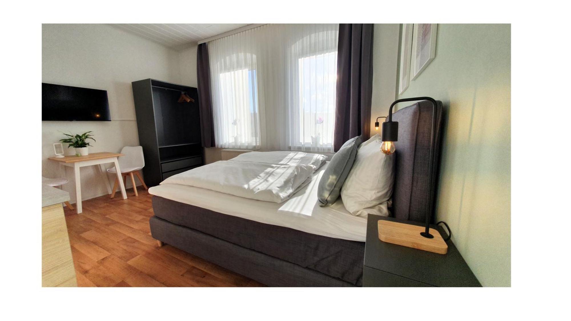 Good Stay Aparthotel Mit Kostenlosen Parkplaetzen เดรสเดน ภายนอก รูปภาพ